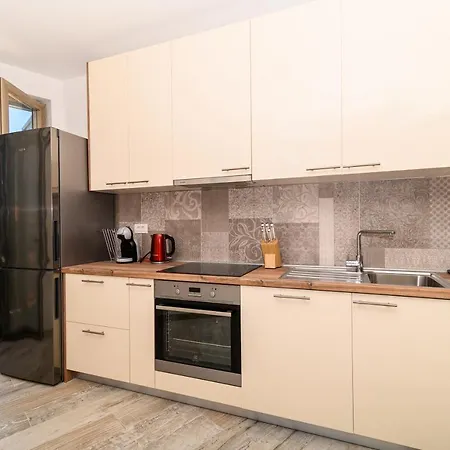 Apartmán The Place Okrug Gornji