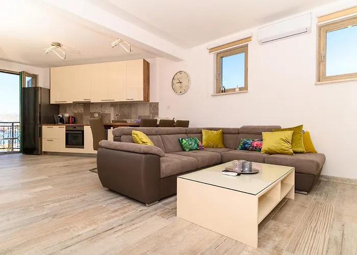 Appartement The Place Okrug Gornji