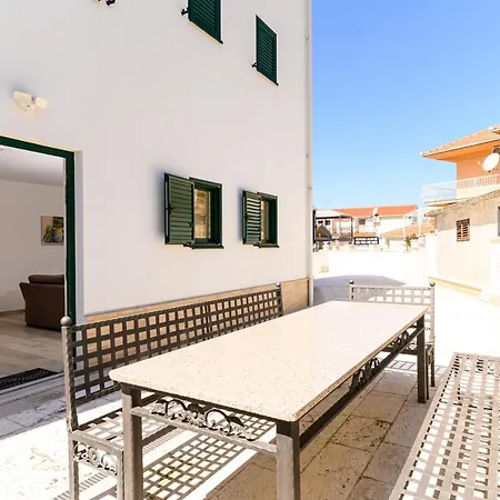 The Place Okrug Gornji Appartement *