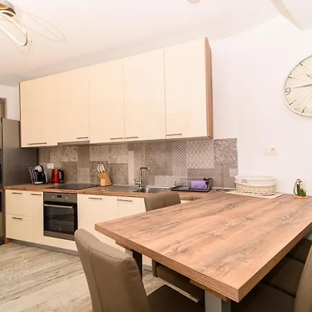 The Place Okrug Gornji * Trogir