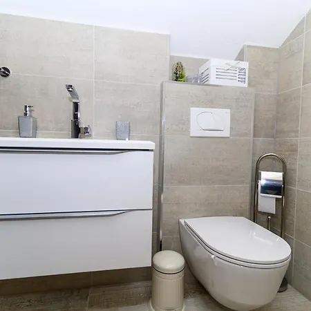 The Place Okrug Gornji Appartement *