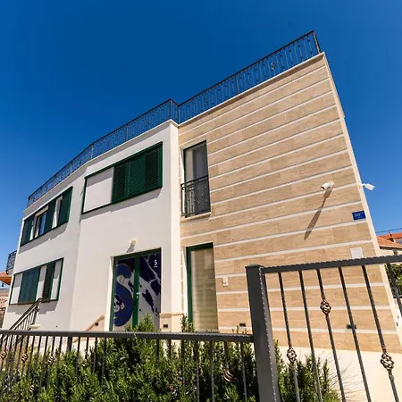 Appartement The Place Okrug Gornji *