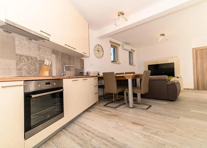 The Place Okrug Gornji Appartement *
