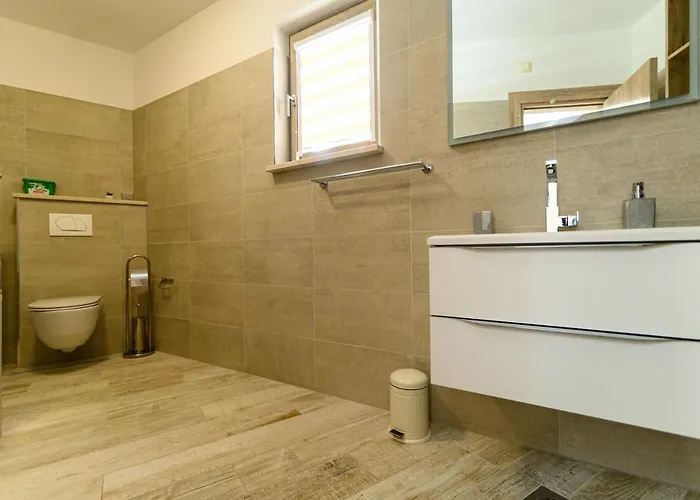 The Place Okrug Gornji