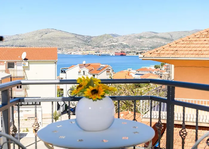 Appartement The Place Okrug Gornji Trogir