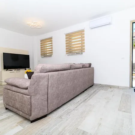 Apartament The Place Okrug Gornji